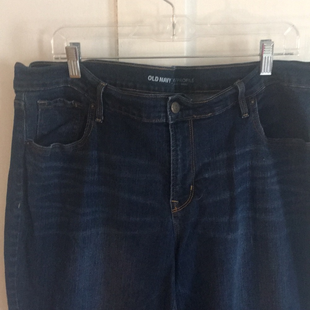 Curvy profile jeans